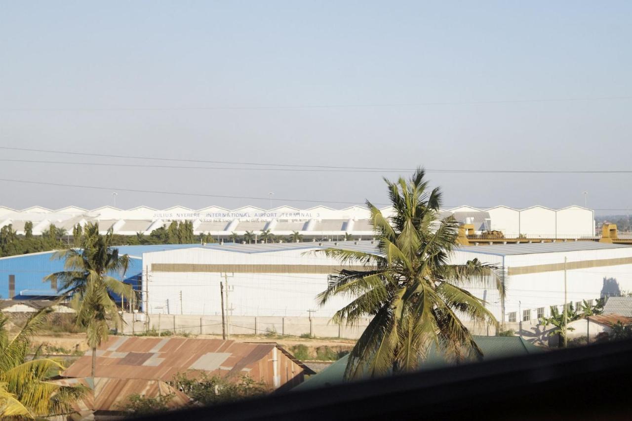 Hotreef Airport Hotel Dar es Salaam Bagian luar foto