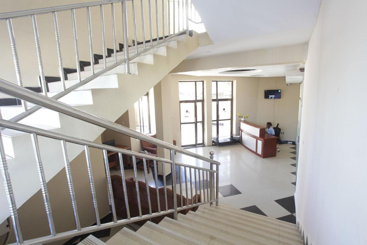 Hotreef Airport Hotel Dar es Salaam Bagian luar foto